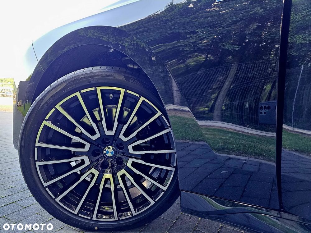 BMW Seria 7 - 10