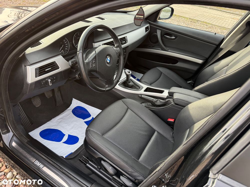 BMW Seria 3 318d DPF Edition Exclusive - 9