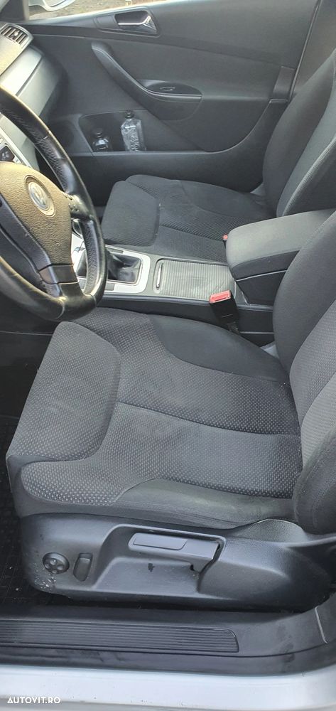 Volkswagen Passat 2.0TDI Comfortline DPF - 7