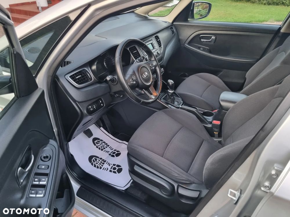 Kia Carens 1.7 CRDi M 7os - 22