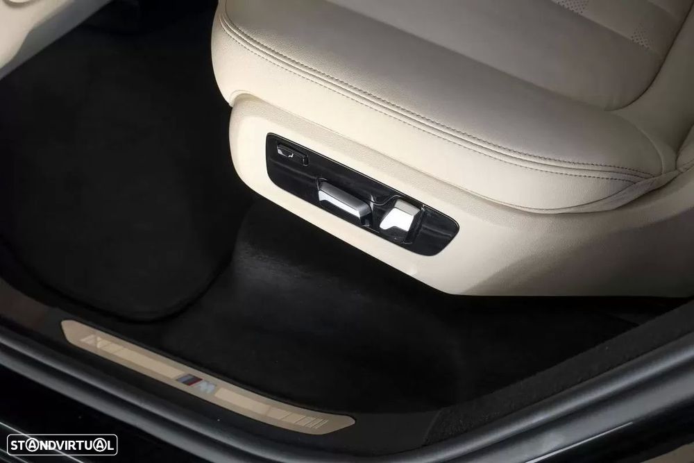 BMW X7 40 i xDrive Pack M - 22