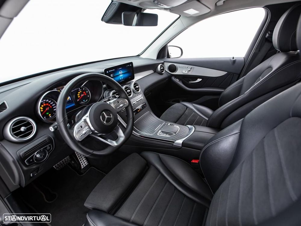 Mercedes-Benz GLC 300 de 4Matic 9G-TRONIC AMG Line — fotografia 6