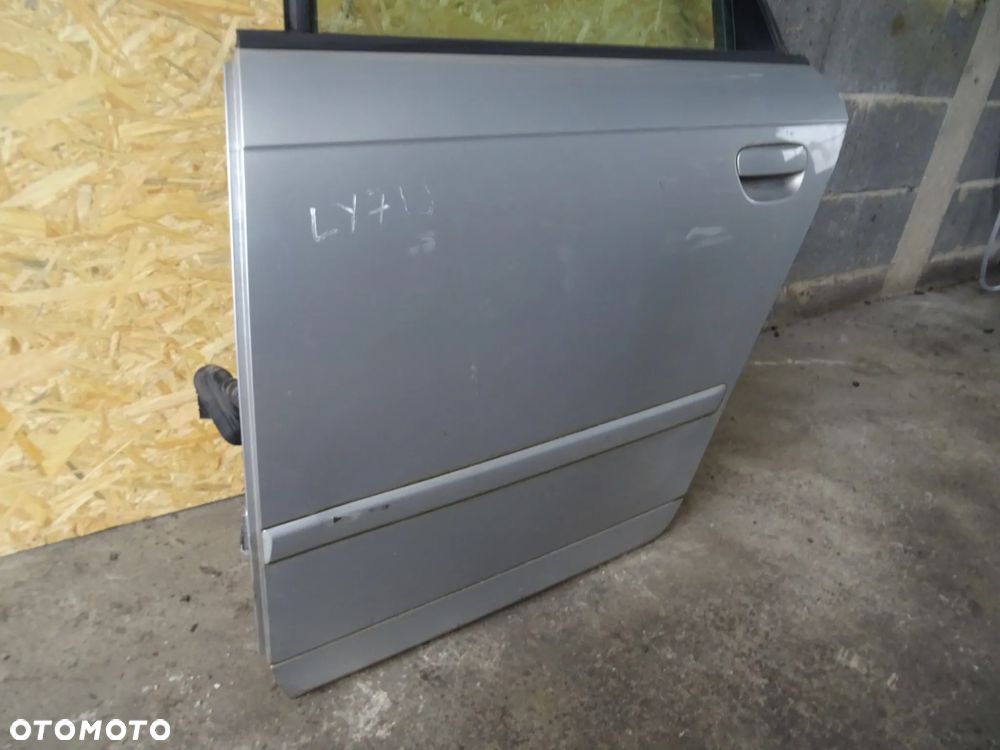 Drzwi Audi A4B7 kombi Lakier(LY7W) Lewy Tył - 5
