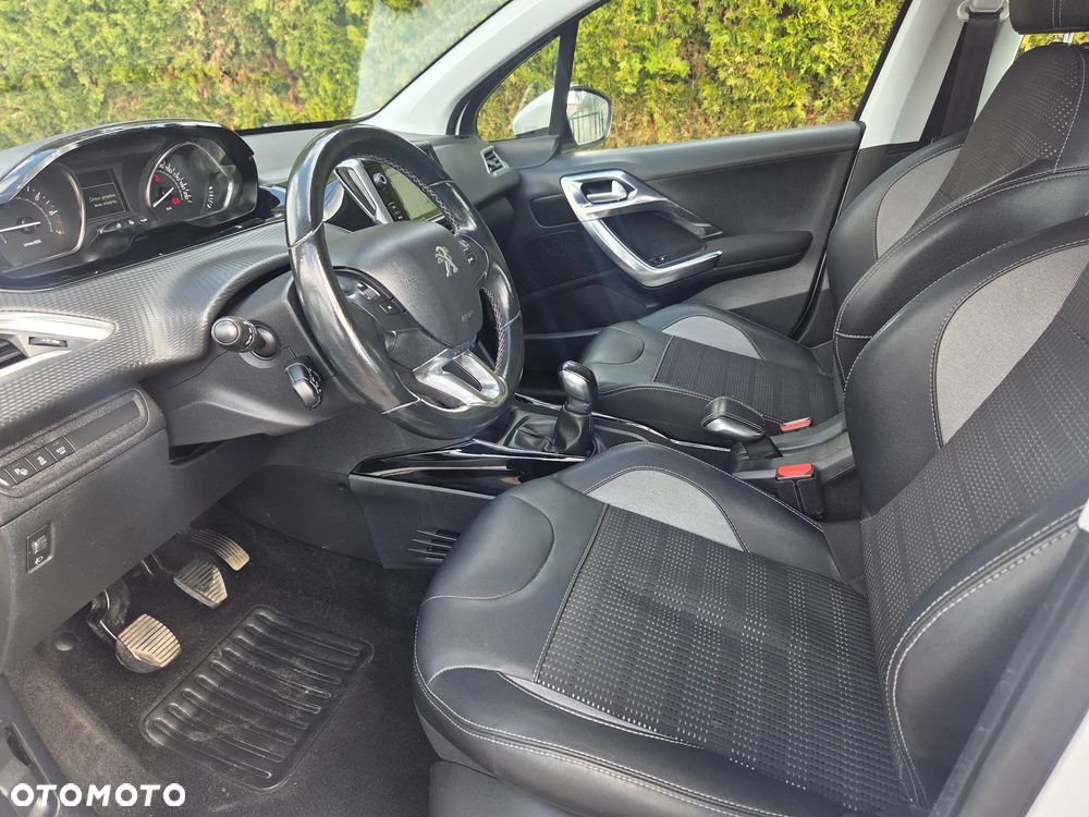 Peugeot 2008 PureTech 110 Stop&Start Urban Move - 12