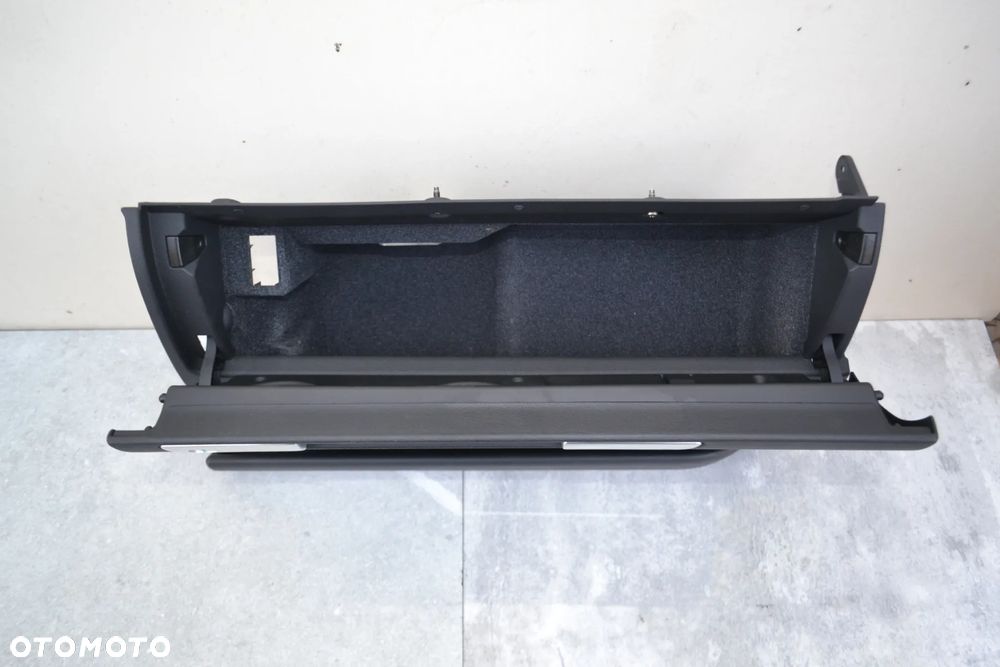 AUDI TT 8N SCHOWEK PASAŻERA CZARNY EUROPA STAN 8N1857095 - 2