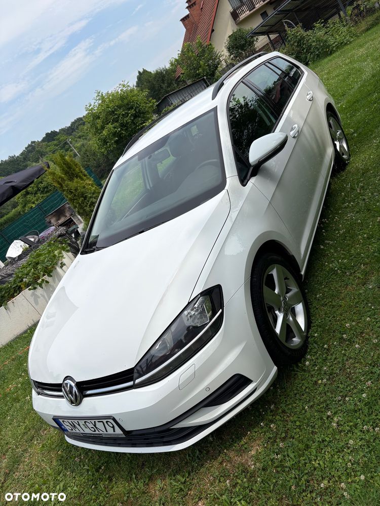 Volkswagen Golf 1.6 TDI BMT Comfortline - 18