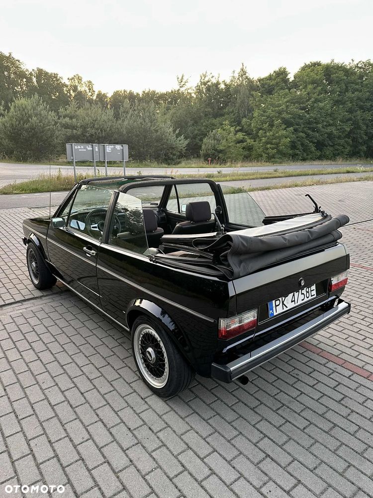Volkswagen Golf 1.8 GL - 16