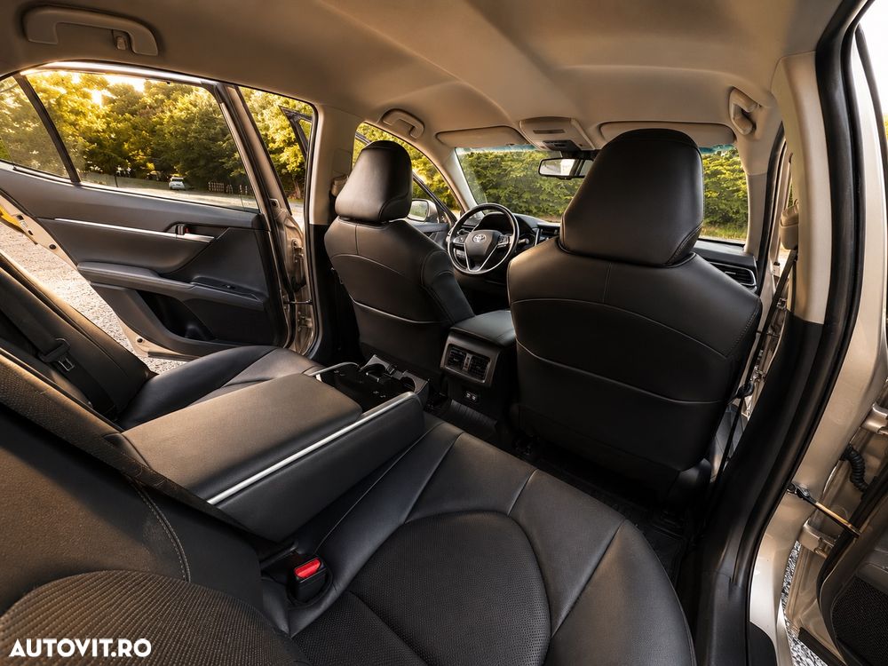 Toyota Camry 2.5 Business - 7