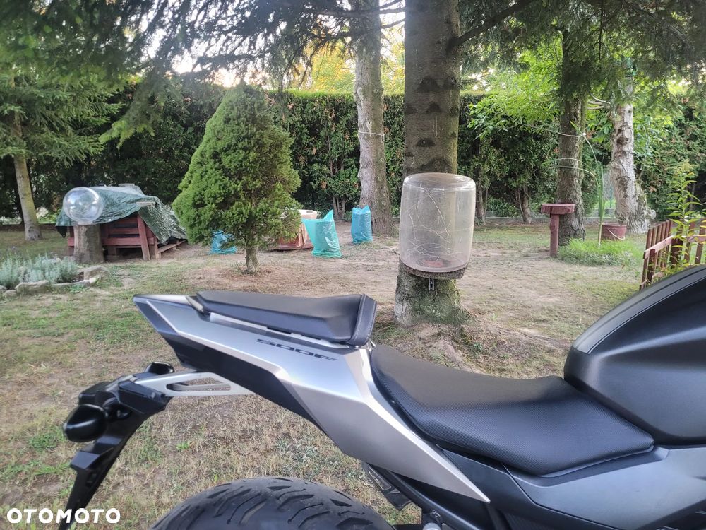 Honda CB - 10