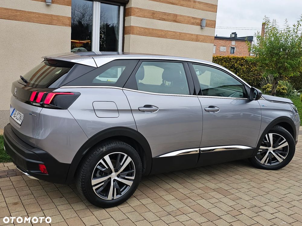 Peugeot 3008 1.6 PureTech HYbrid Allure S&S EAT8 - 7