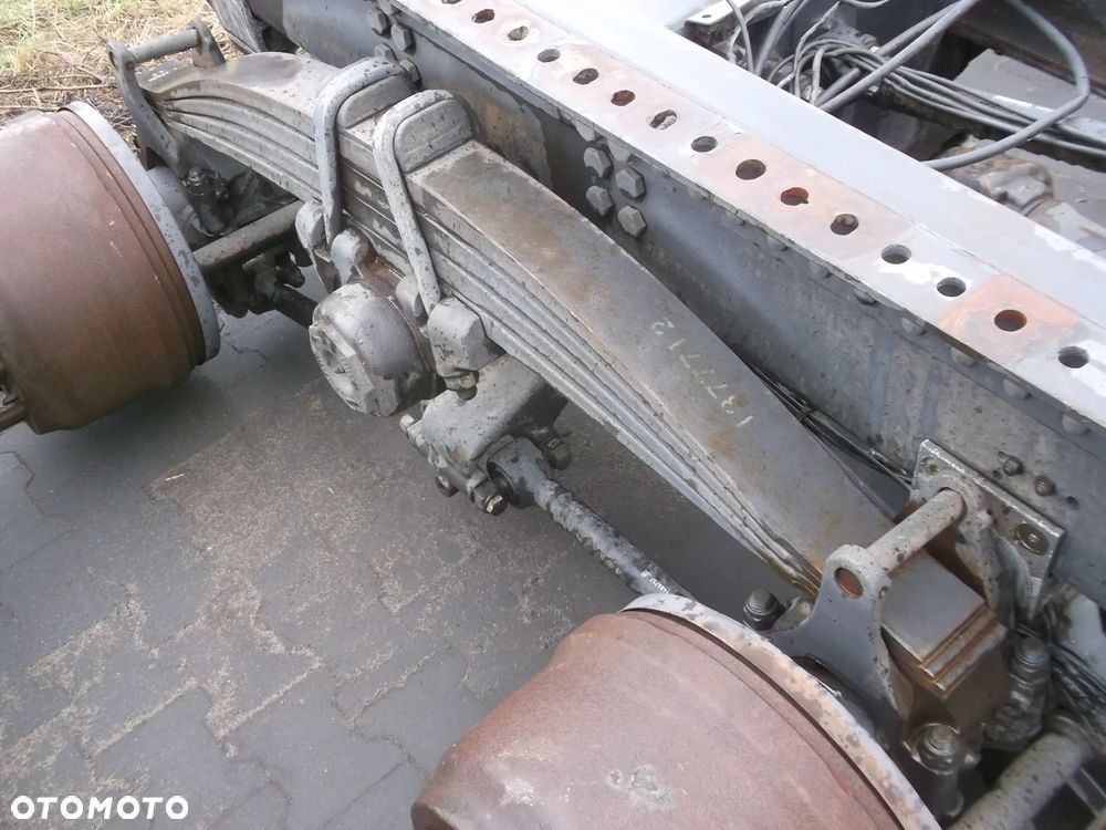 Tylny most Scania 6x4 obudowa kołyska dyfer - 4