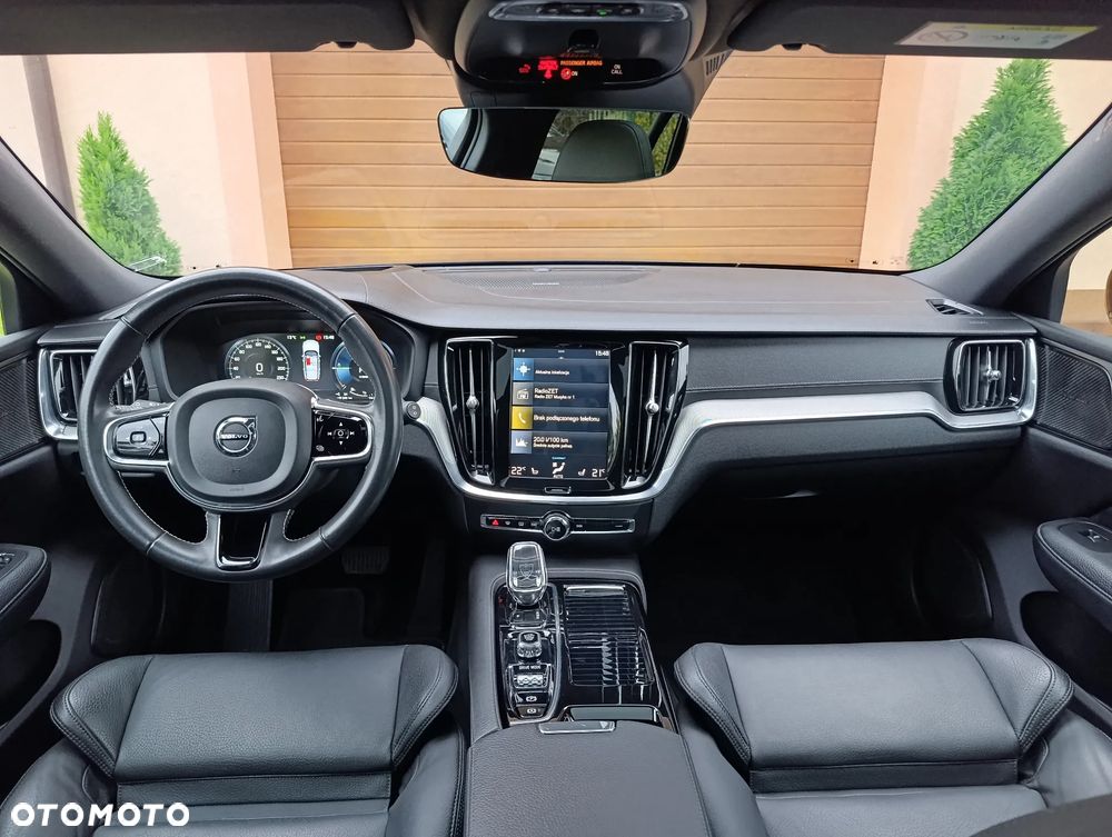 Volvo V60 T8 AWD Twin Engine Geartronic Inscription - 16