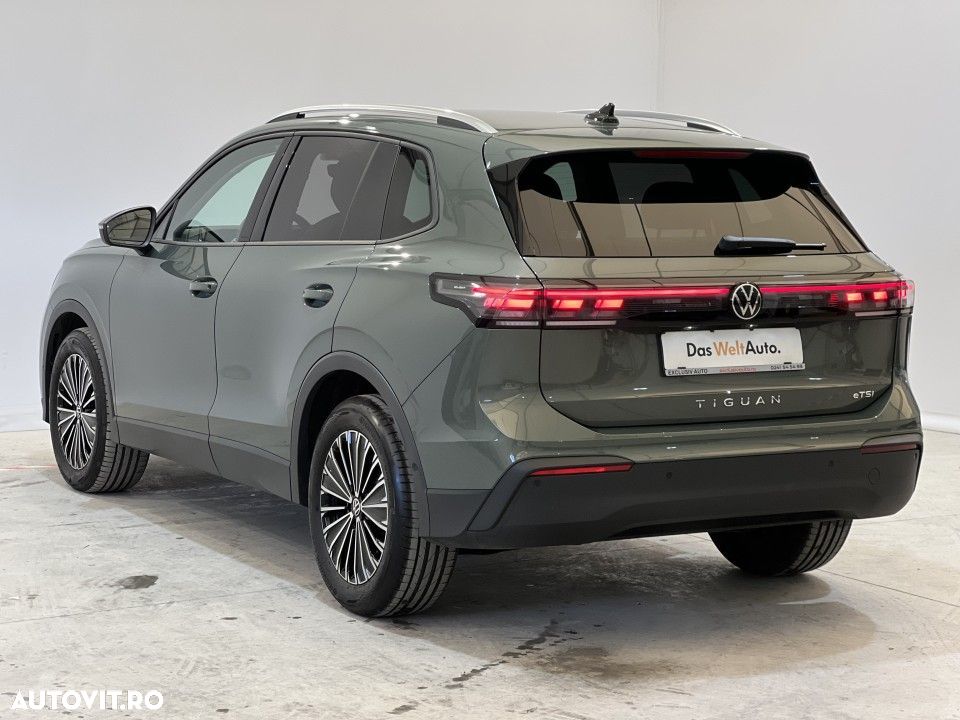 Volkswagen Tiguan - 3