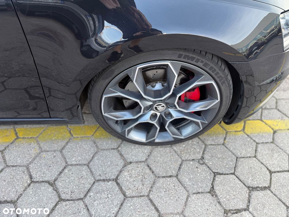 Skoda Octavia 2.0 TSI GPF RS 245 DSG - 8