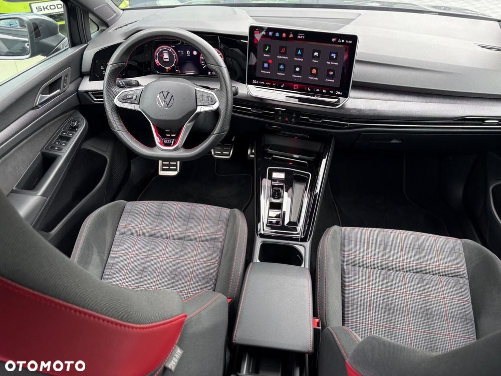 Volkswagen Golf - 12
