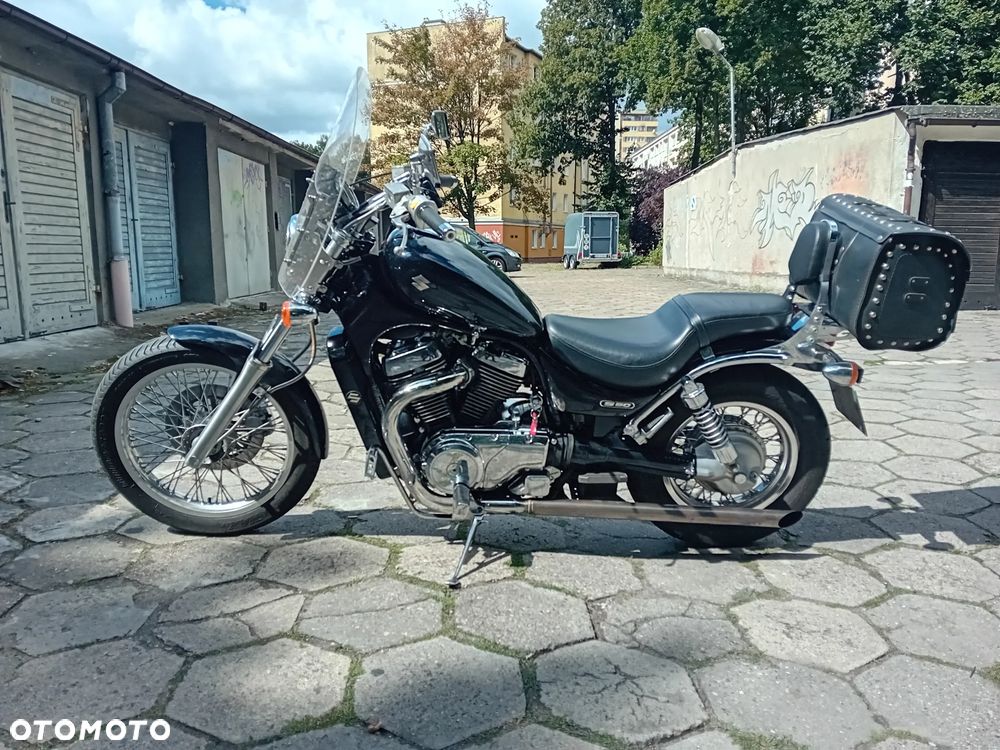 Suzuki Boulevard - 2