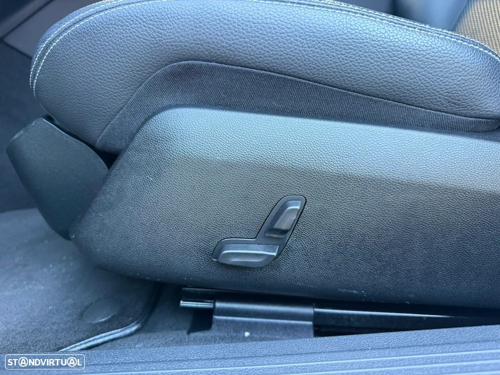 Mercedes-Benz E 300 Bluetec Hybrid Avantgarde - 22