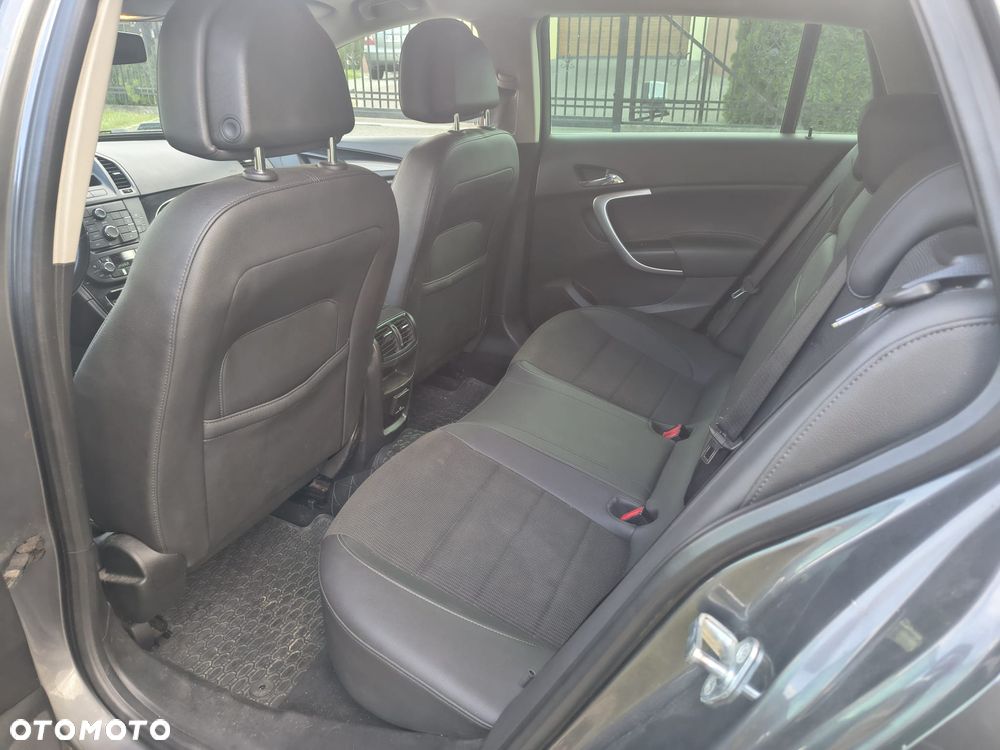 Opel Insignia - 10
