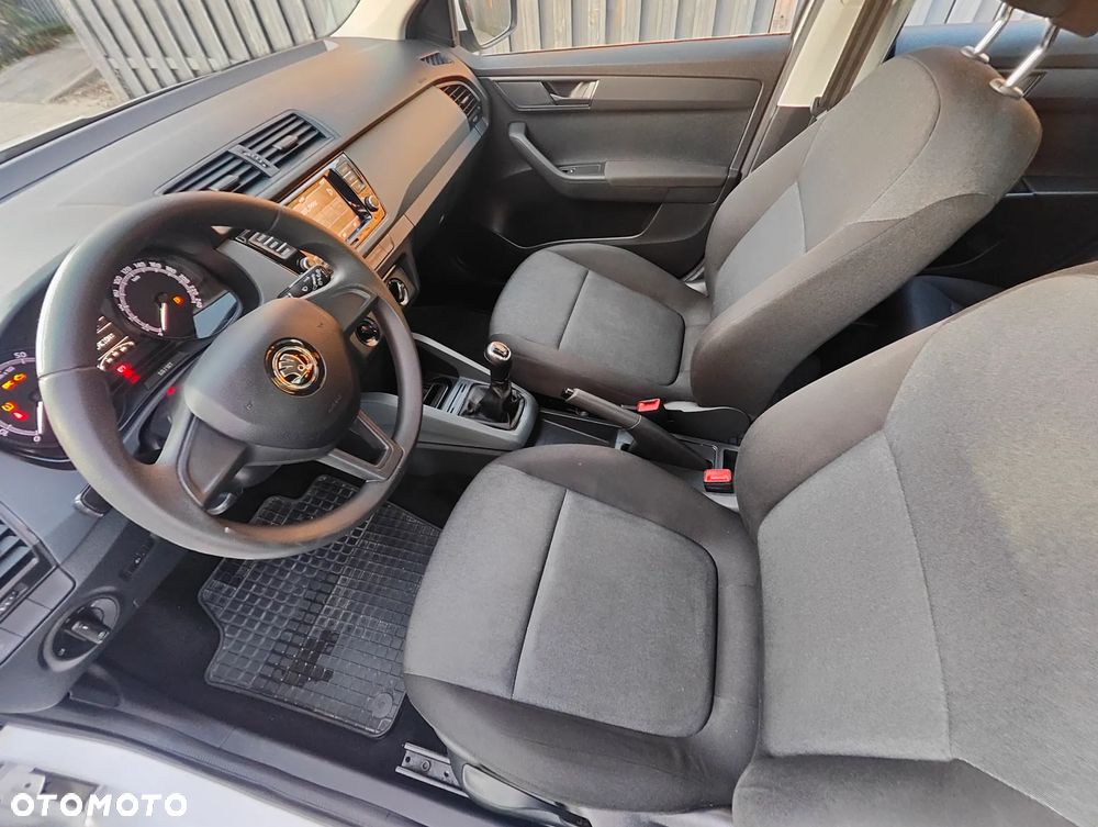 Skoda Fabia - 9