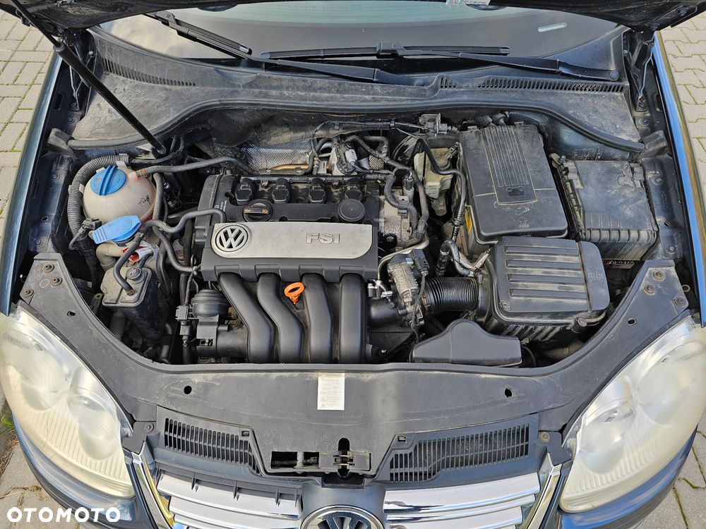 Volkswagen Jetta 2.0 FSI Comfortline - 7