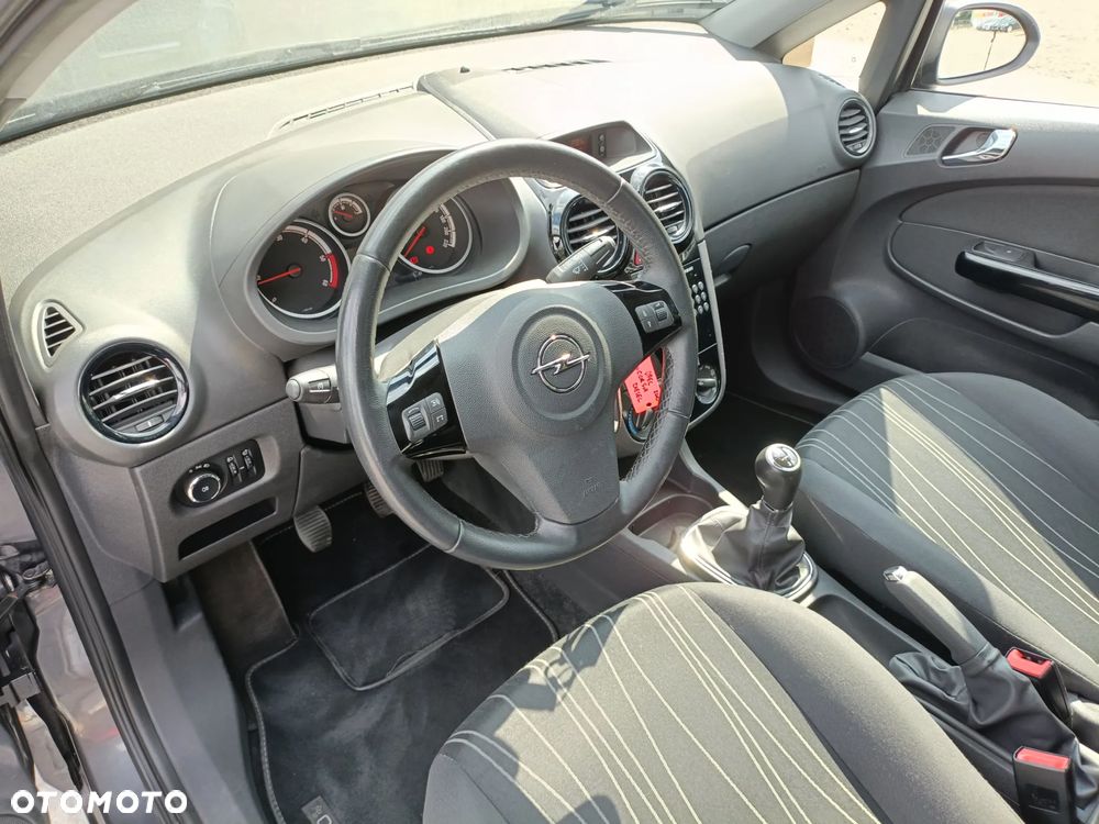 Opel Corsa - 10