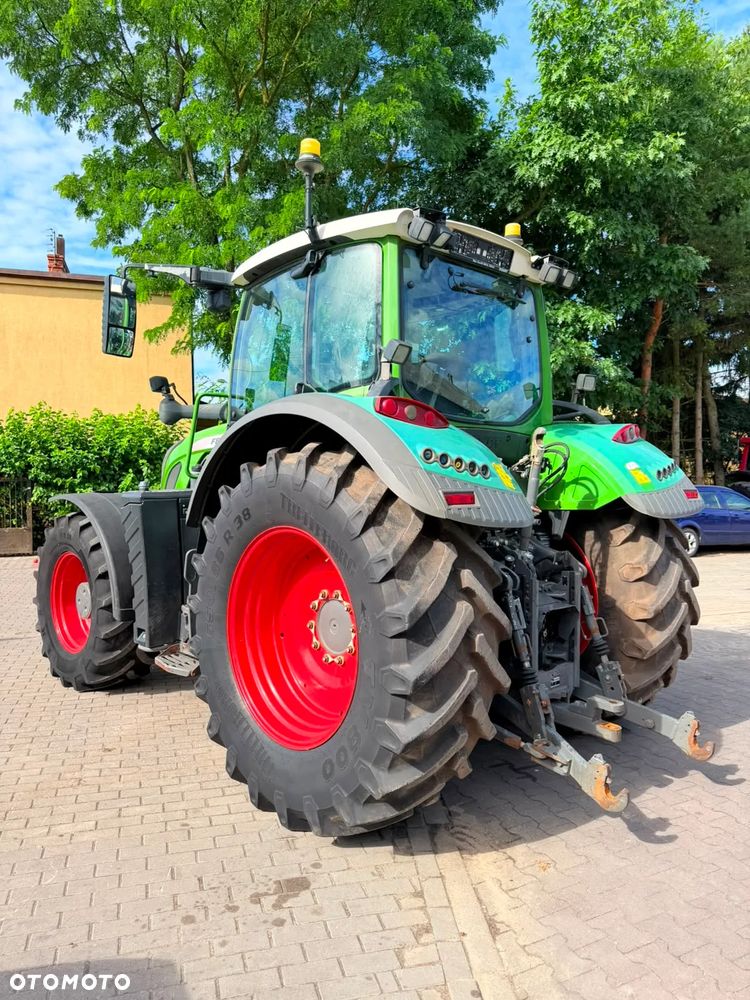 Fendt 724 Vario Profi Plus - 12