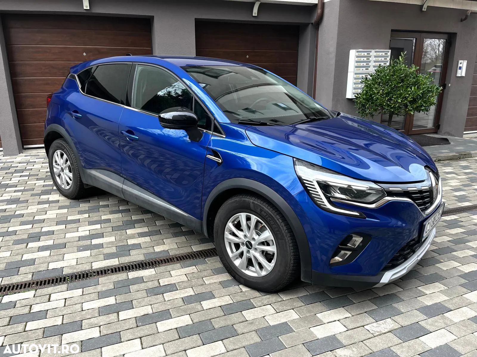 Renault Captur E-TECH Full Hybrid 145 Techno - 1