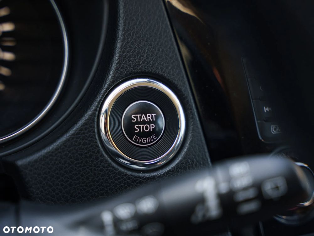 Nissan Qashqai 1.2 DIG-T Tekna Xtronic - 30