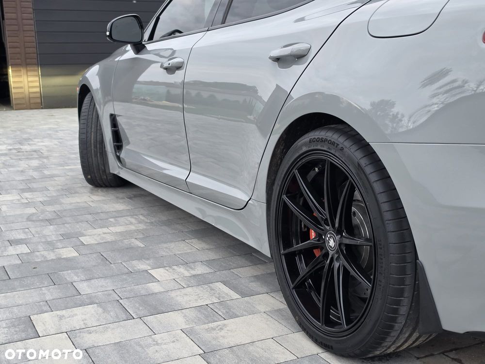 Kia Stinger 3.3 T-GDI V6 GT AWD - 16