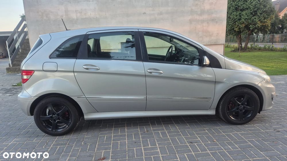 Mercedes-Benz Klasa B 180 CDI EU5 - 6