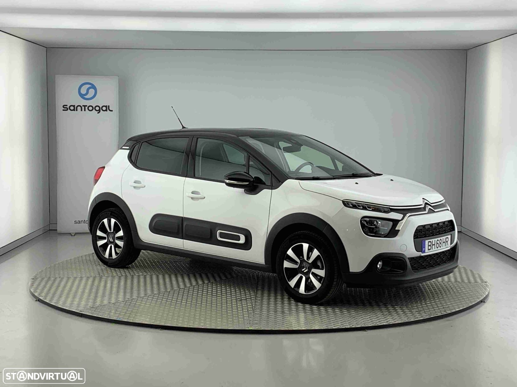 Citroën C3 1.2 PureTech Max - 1