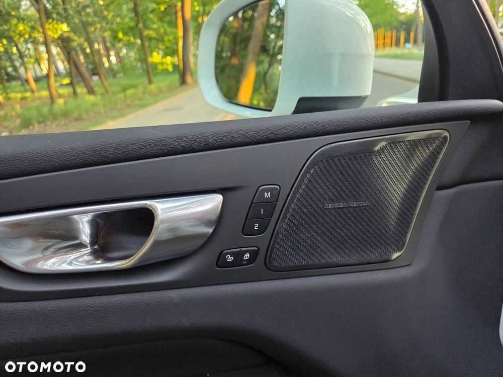 Volvo XC 60 B6 B AWD Inscription - 25
