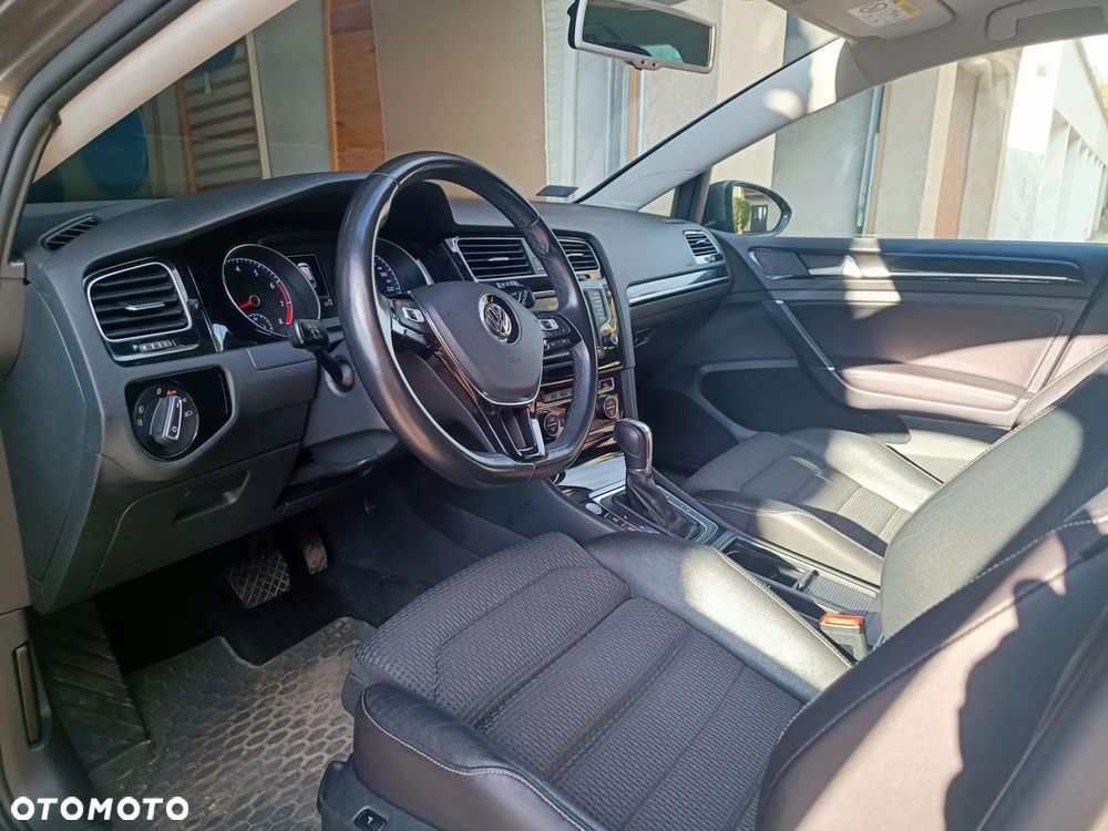 Volkswagen Golf 1.4 TSI BMT Highline DSG - 16