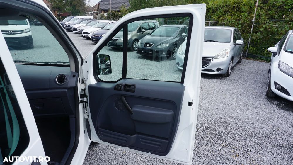 Ford Transit Connect - 7