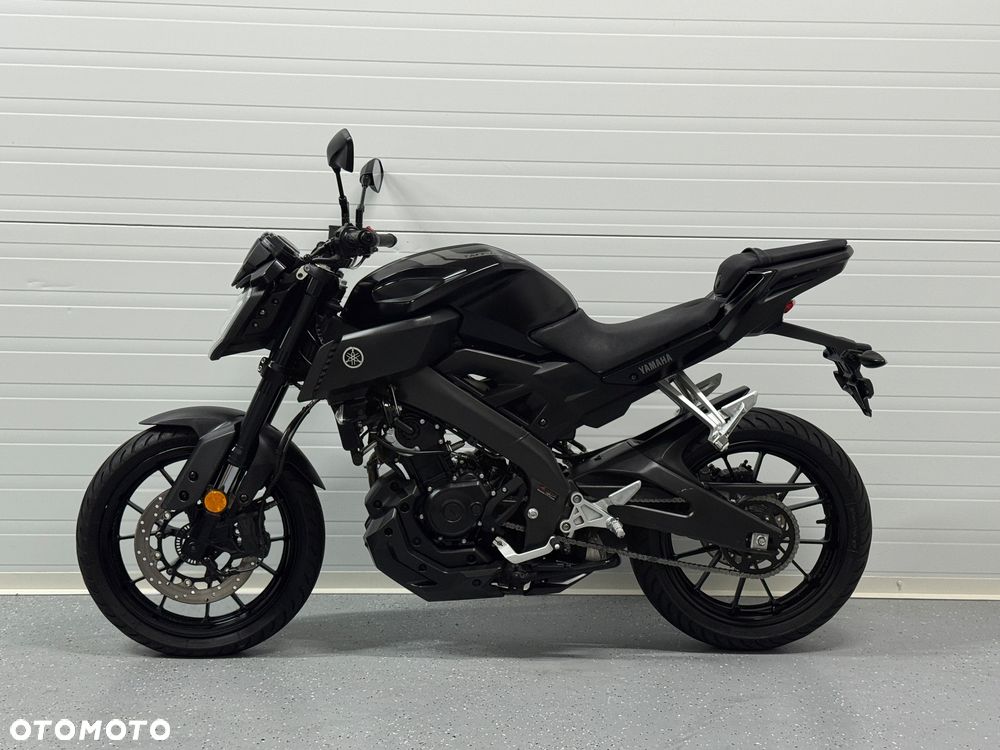 Yamaha MT - 17