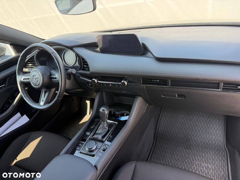 Mazda 3 - 16