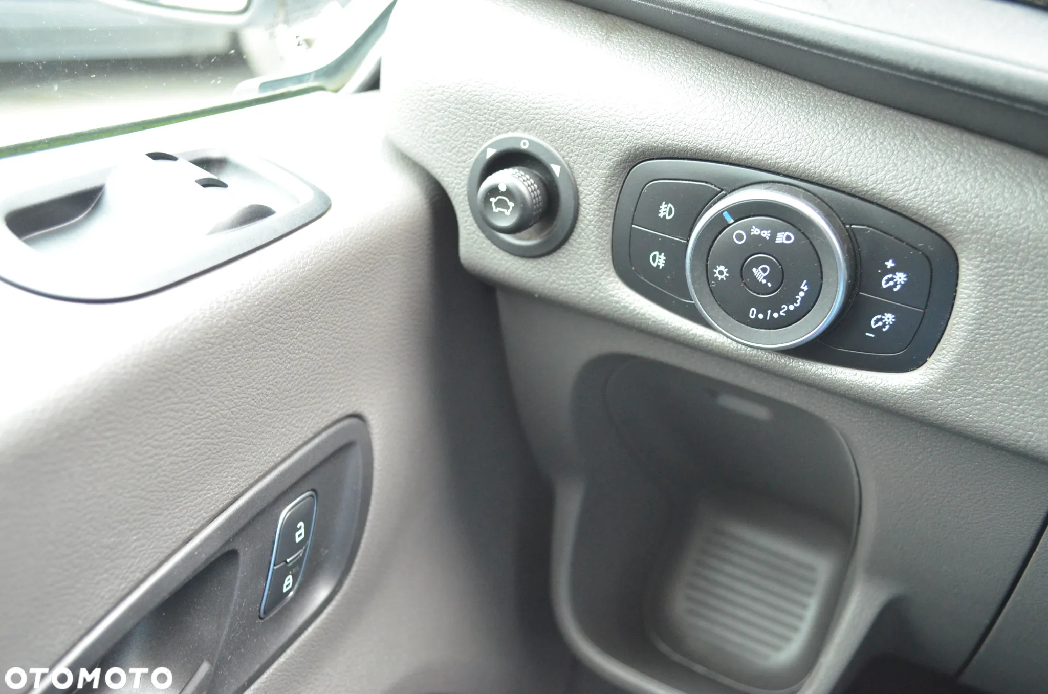 Ford Transit - 13