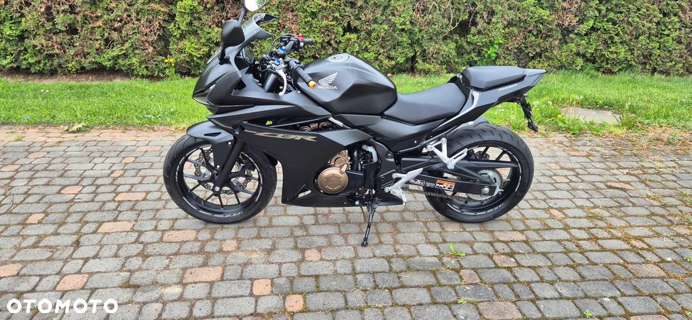 Honda CBR - 3
