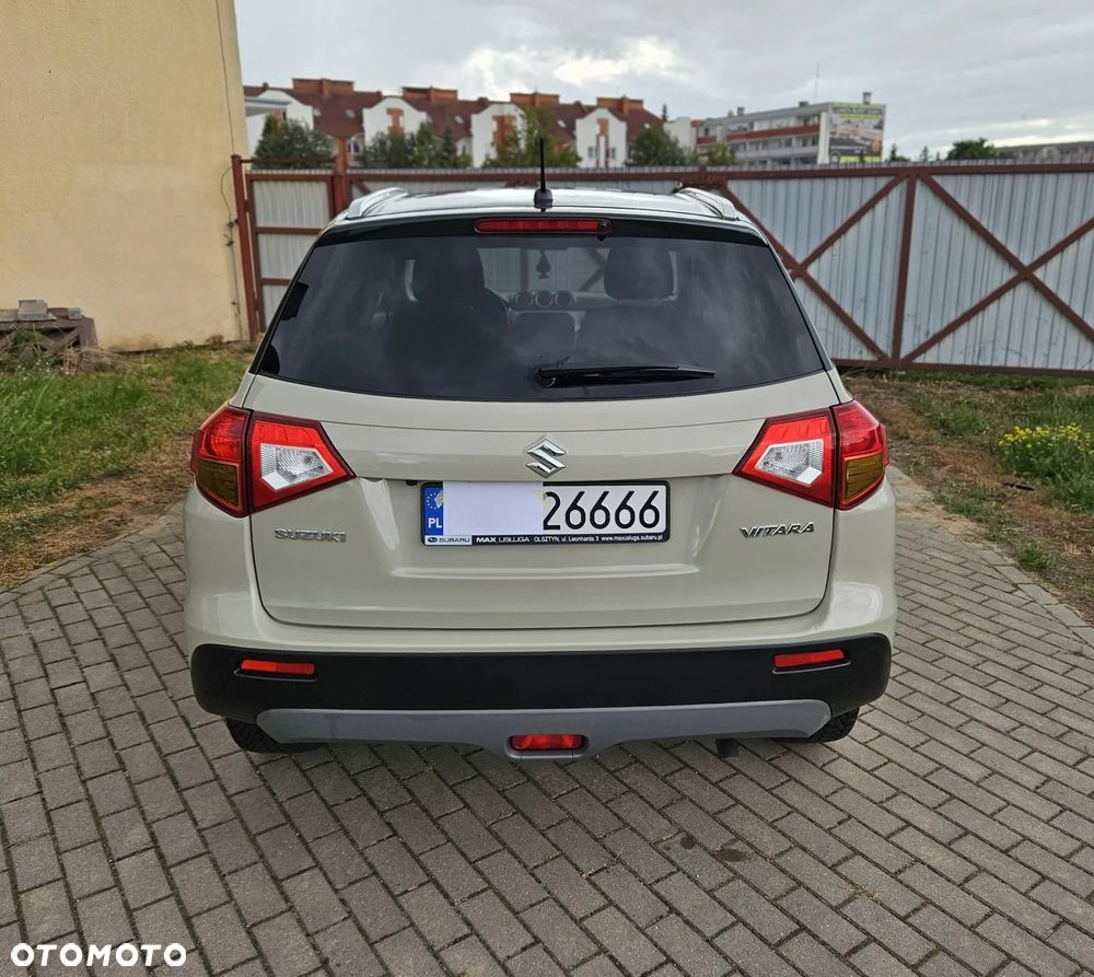 Suzuki Vitara 1.6 Elegance 2WD - 12