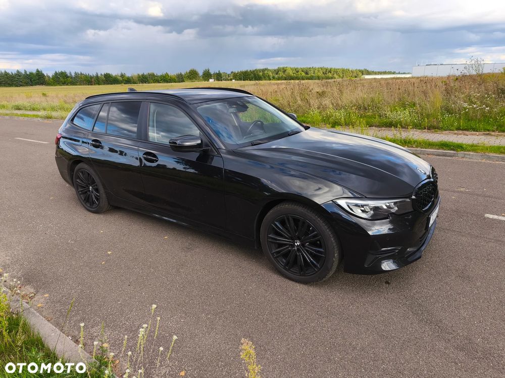 BMW Seria 3 318i - 12