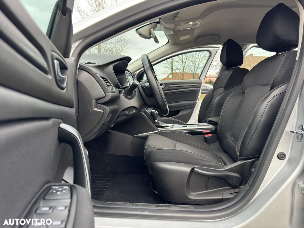 Renault Megane ENERGY dCi 110 EDC LIMITED - 24