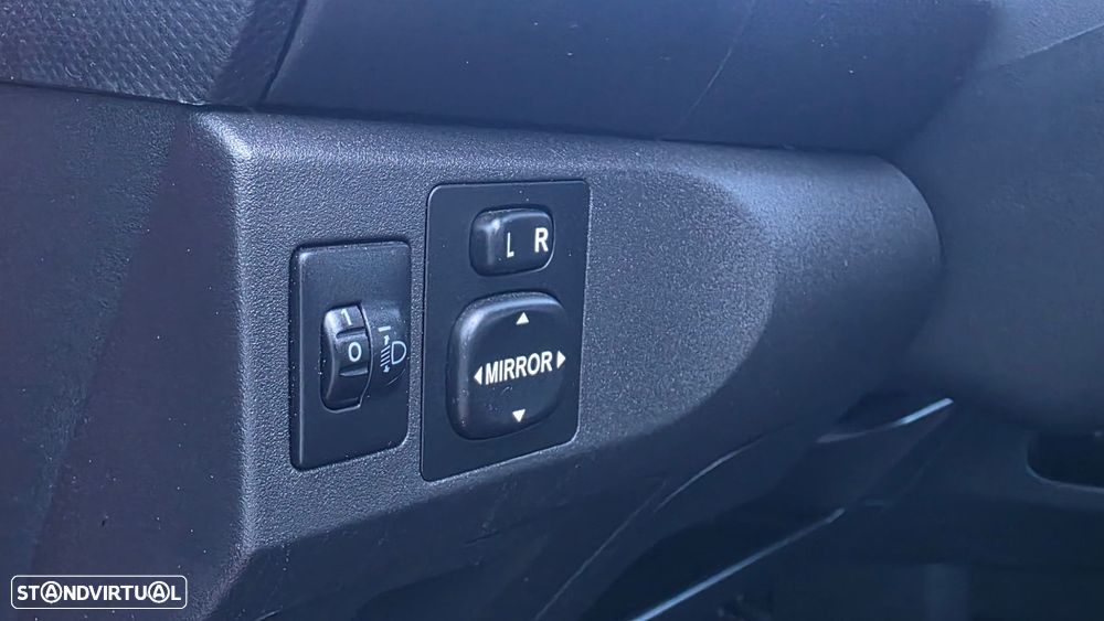 Toyota Yaris 1.0 VVT-i AC - 20