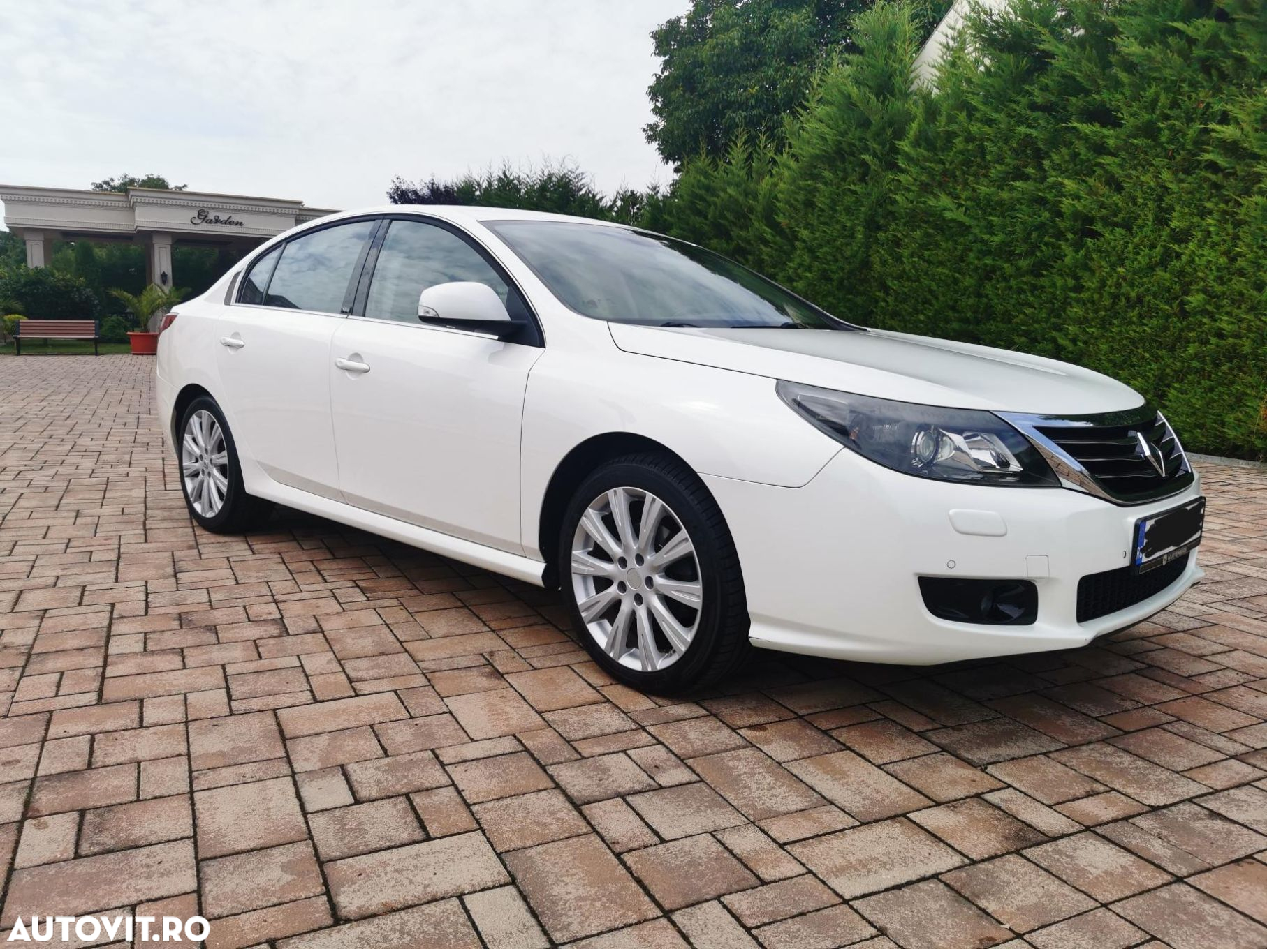 Renault Latitude 2.0 dCi Initiale Aut. - 2