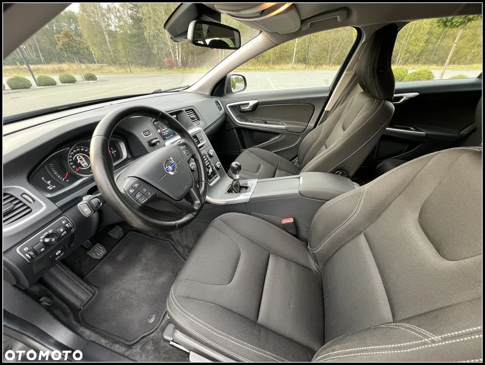 Volvo V60 - 17
