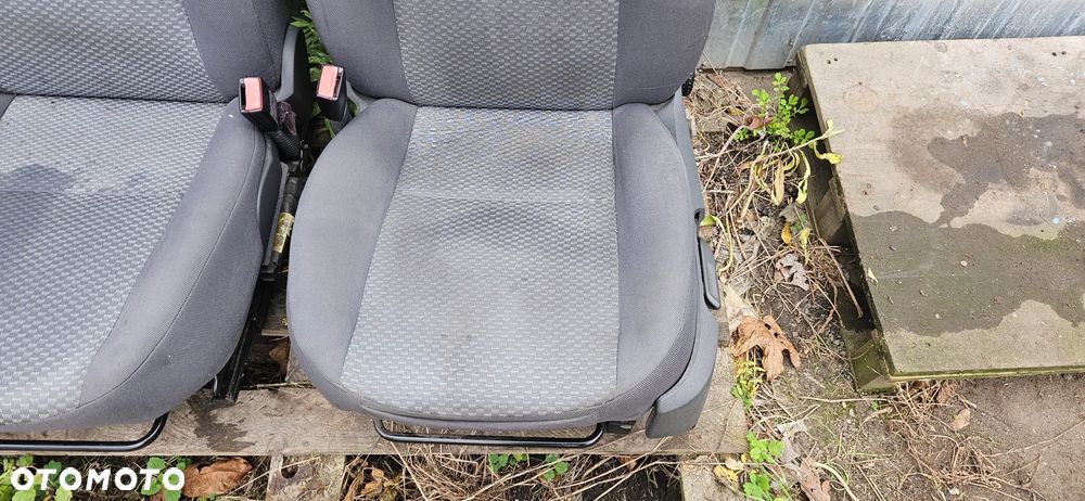 Fotel przedni lewy prawy przód kierowcy pasażera Ford Focus Mk2 - 2