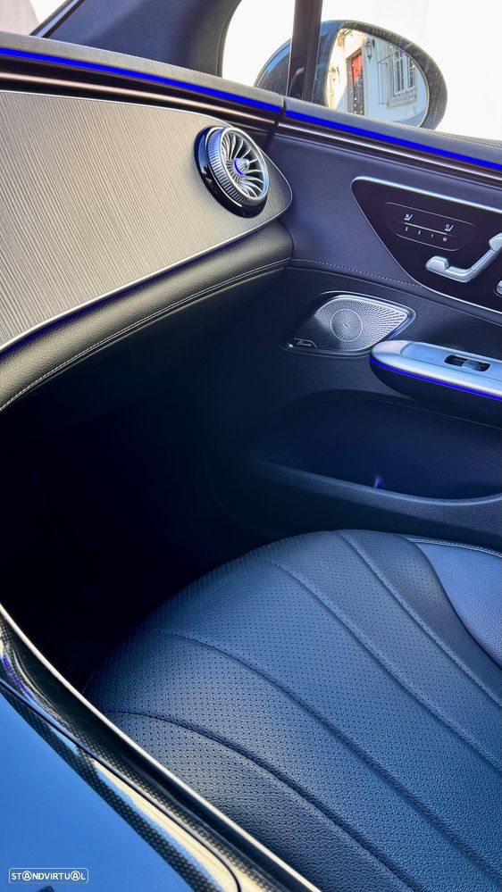 Mercedes-Benz EQE - 12