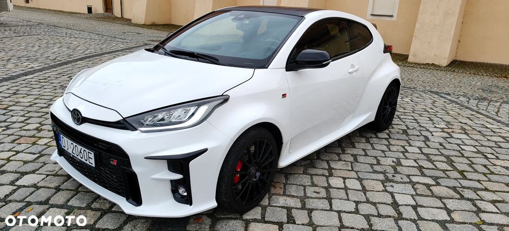 Toyota Yaris GR 1.6 Dynamic - 1