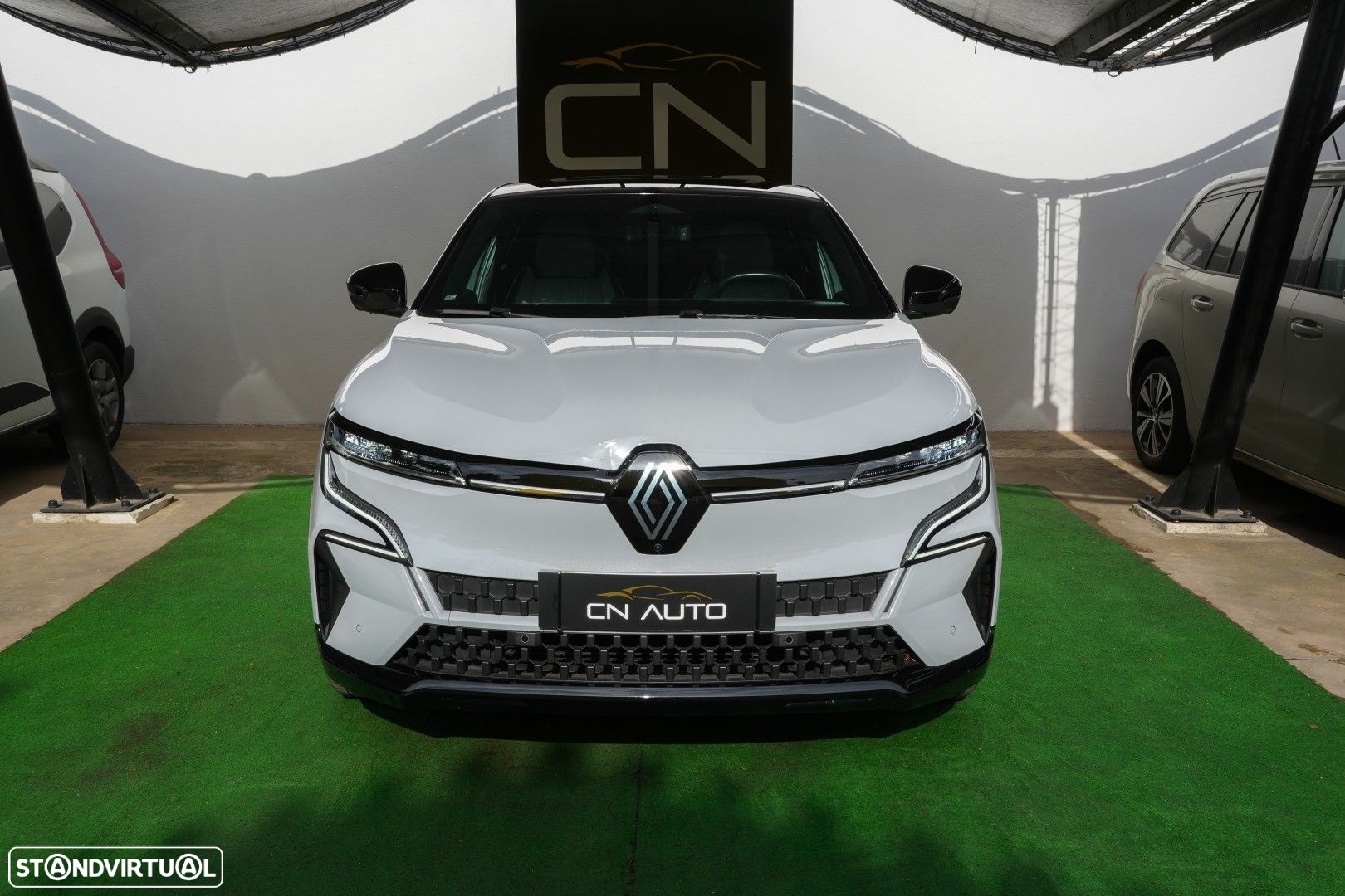 Renault Mégane E-Tech - 3
