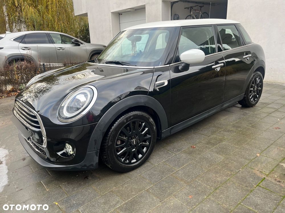 MINI Cooper Standard - 10