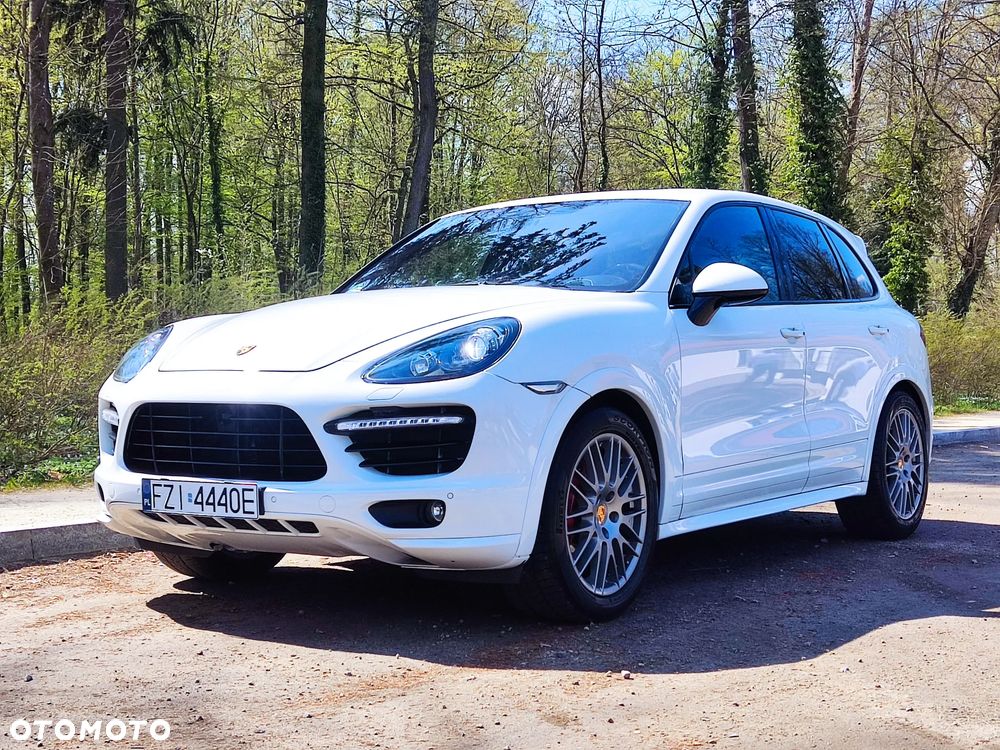 Porsche Cayenne - 11